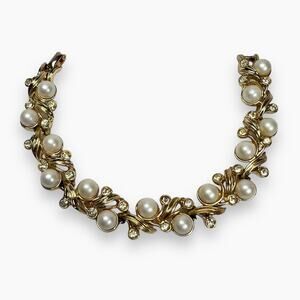 Sarah Coventry Royal Ballet Bracelet Rhinestones Faux Pearl Gold Tone Links Vtg